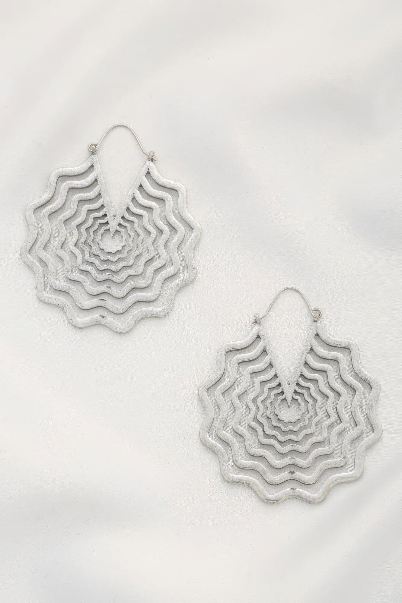 Spider Web Shape Metal Dangle Earring